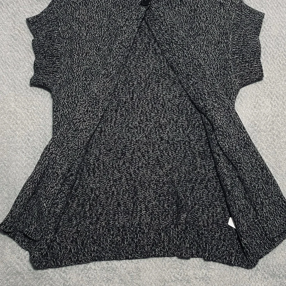 Bobbie Brooks Women's‎ Cardigan Sz 12/14 Short Sleeve Open Front Sweater Gray